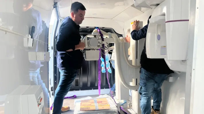 X-ray machine remove and install